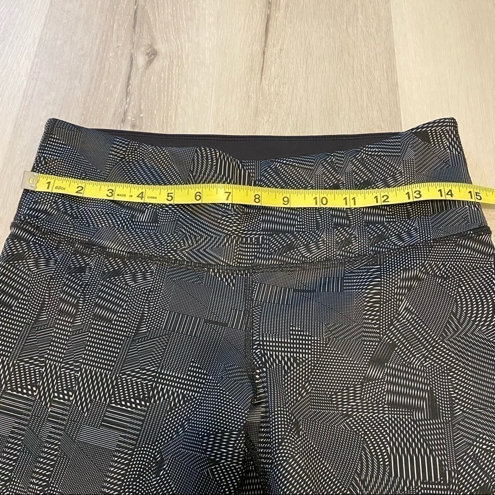 Noli Spectrum Legging, Black/white geometric design, size Large - Picture 7 of 9